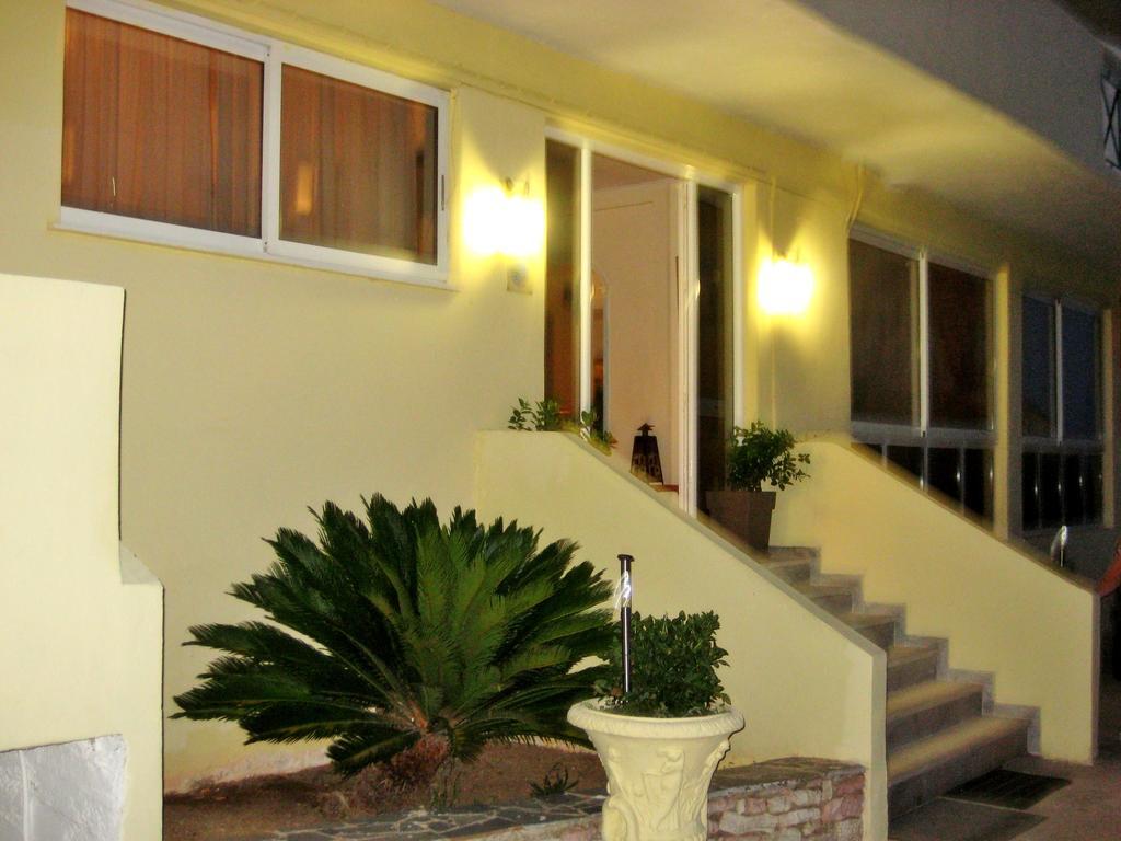 Francisco Beach Hotel Agios Andreas  Exteriér fotografie